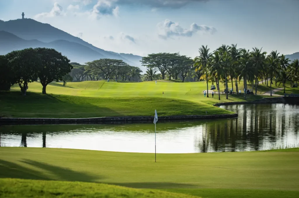 A Classic Links-Inspired Experience
